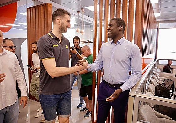 Eric Vila, en su presentación como nuevo jugador del Dreamland Gran Canaria.