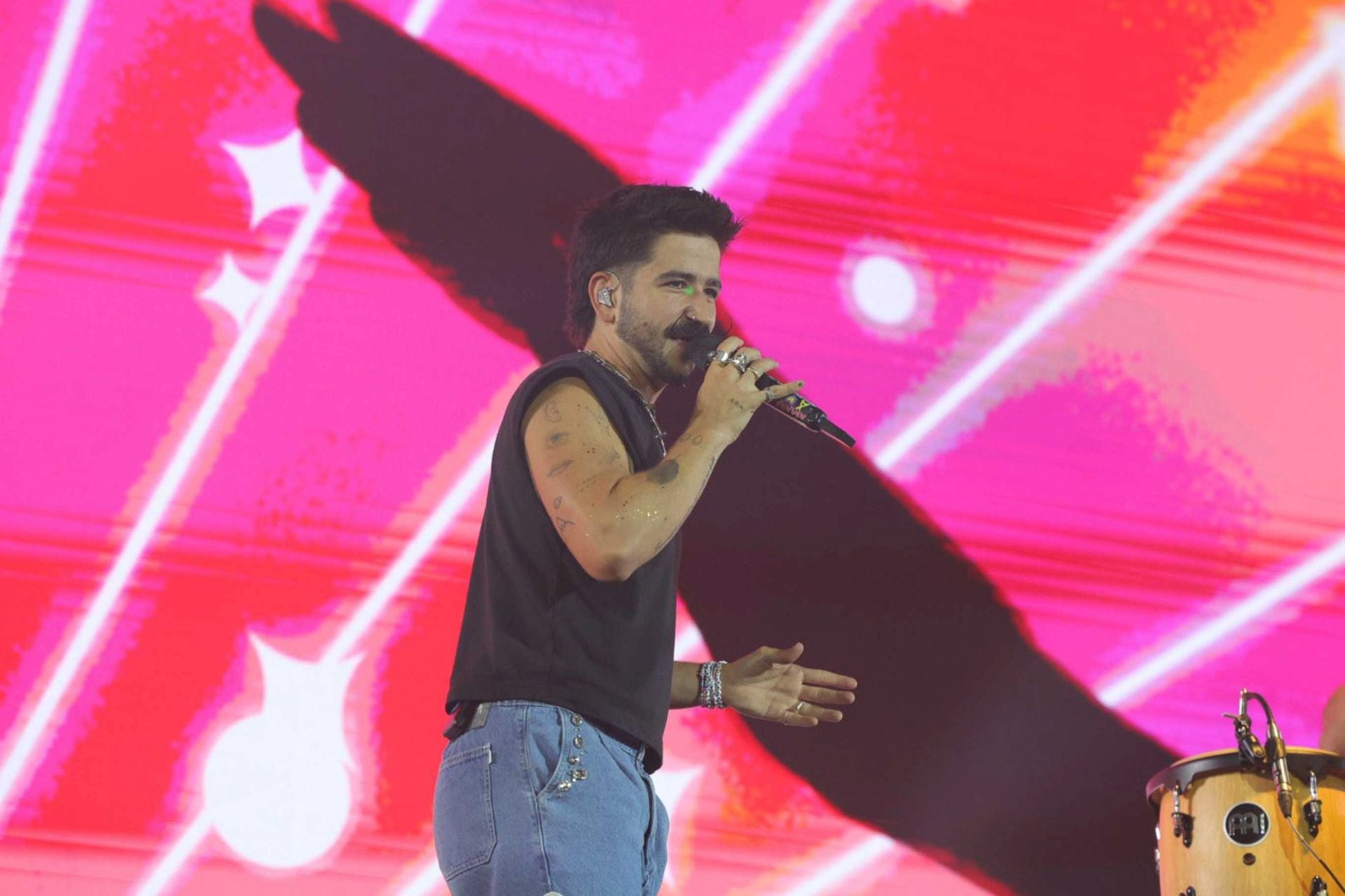 Camilo conquista a &#039;La Tribu&#039; en el Gran Canaria Arena