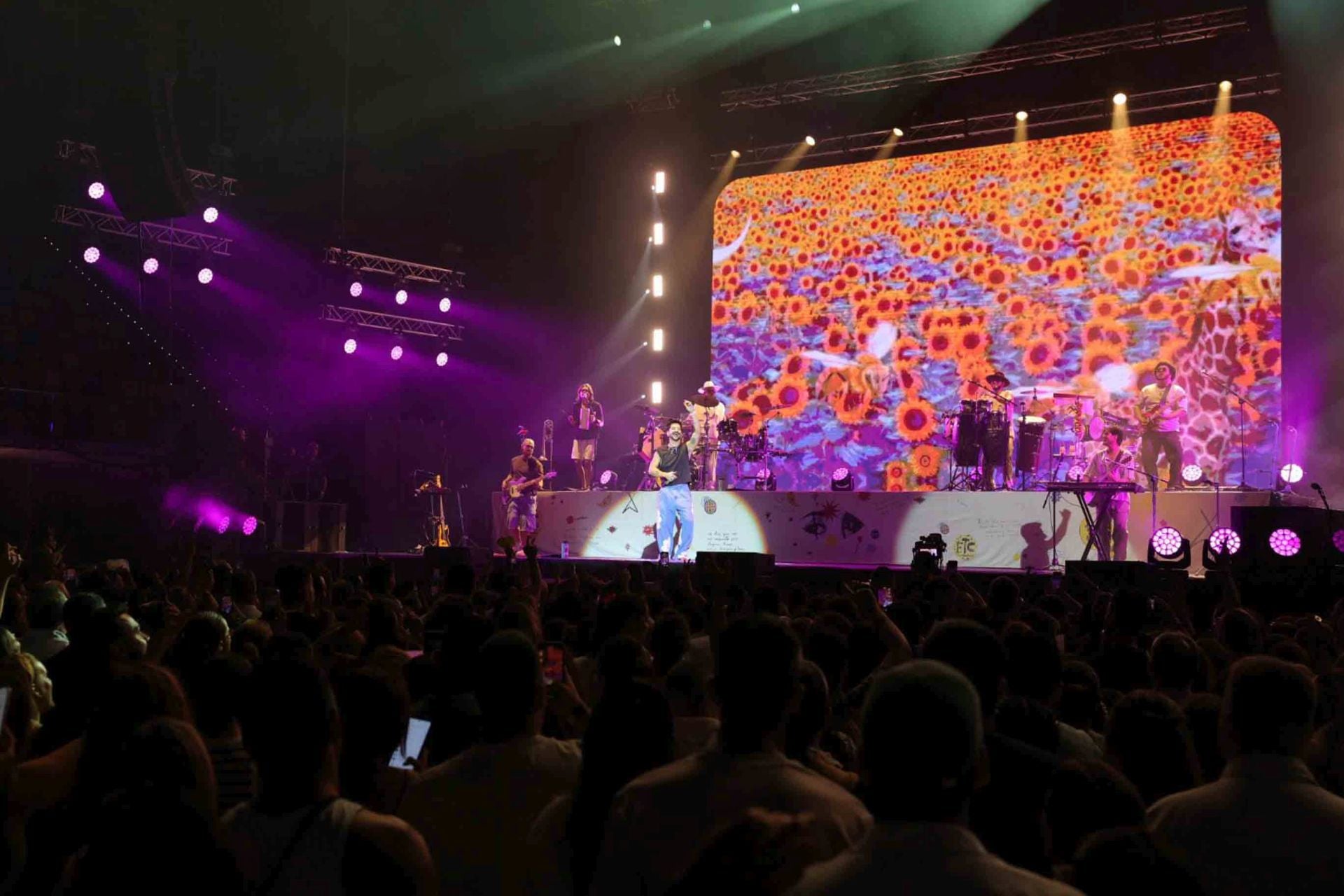 Camilo conquista a &#039;La Tribu&#039; en el Gran Canaria Arena