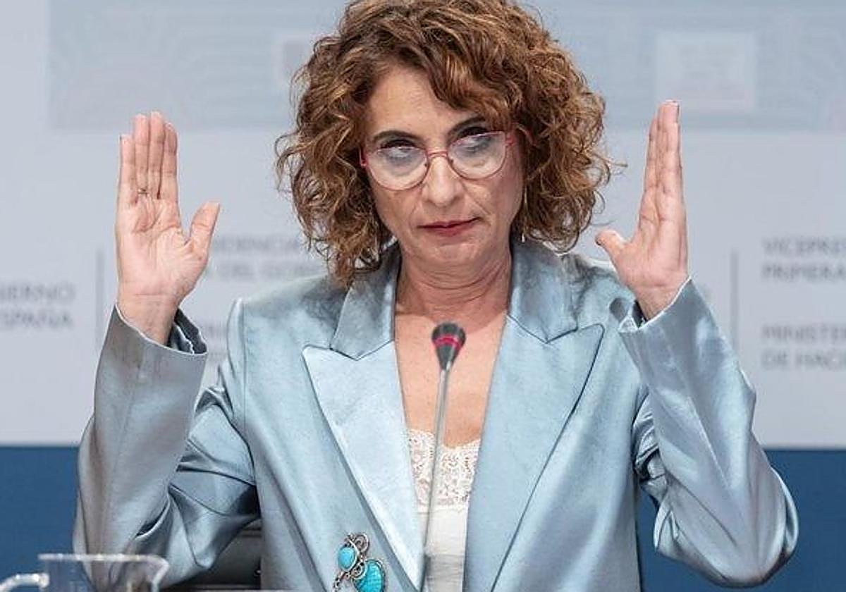 Imagen de archivo de la vicepresidenta primera y ministra de Hacienda, María Jesús Montero.