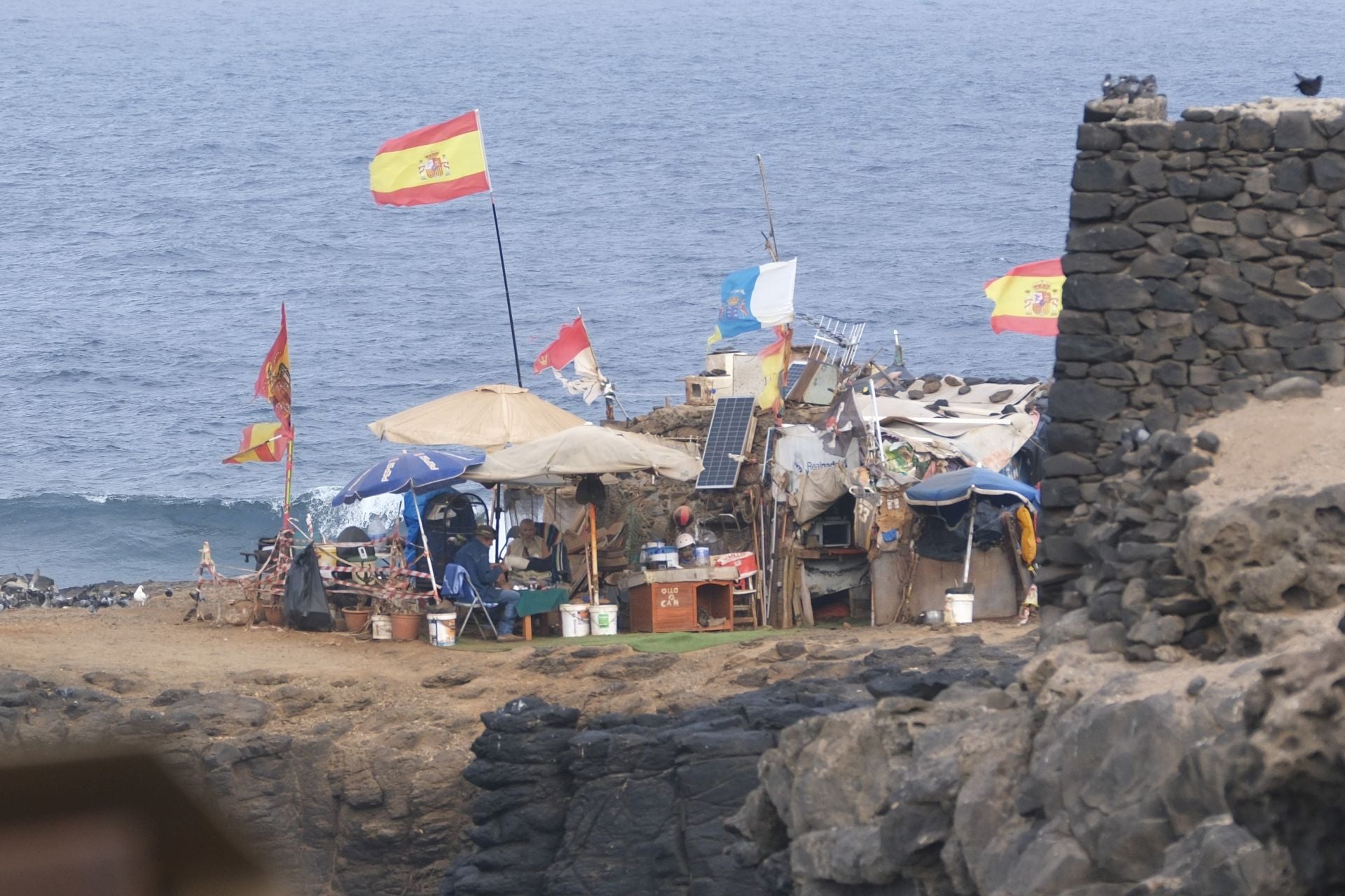 Búnker ocupado en el Confital.