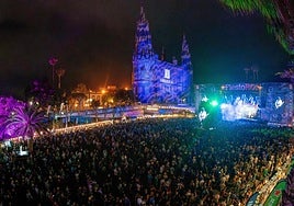 Vista de una de las dos jornadas de FiestoRon 2025 en el recinto ferial de Arucas.