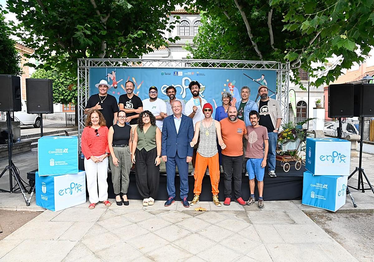 Presentción del festival de arte en la calle 'En Pie' en Teror.