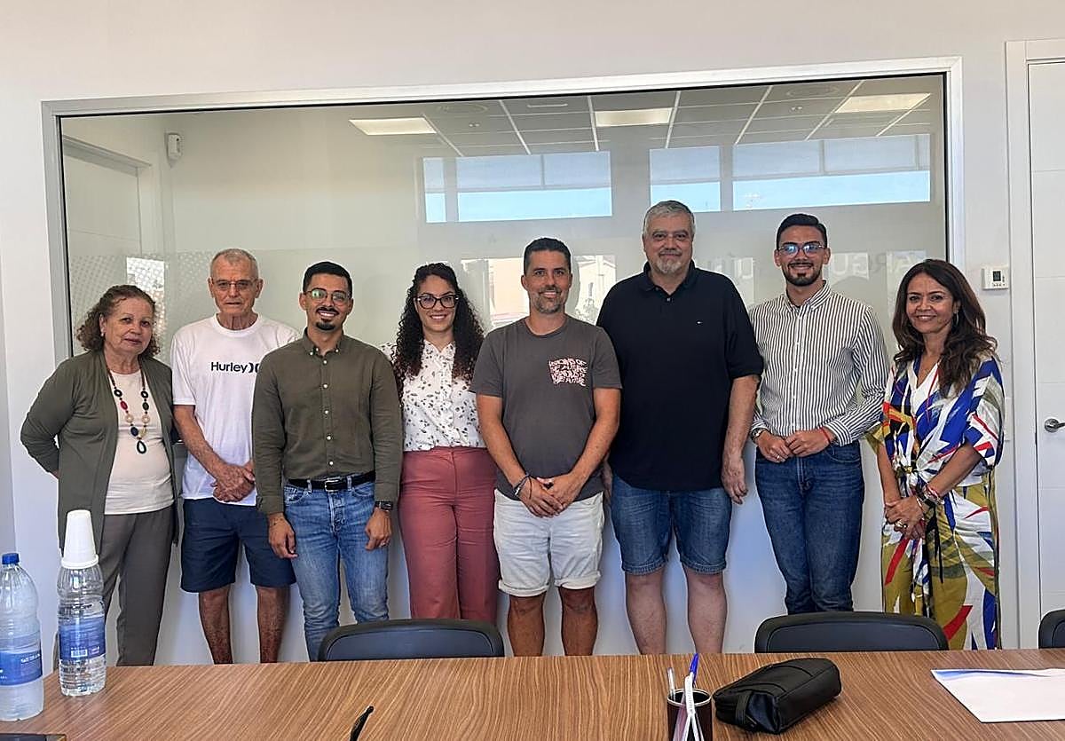 La compra del inmueble del Museo de La Escuelita se firmó este miuércoles.