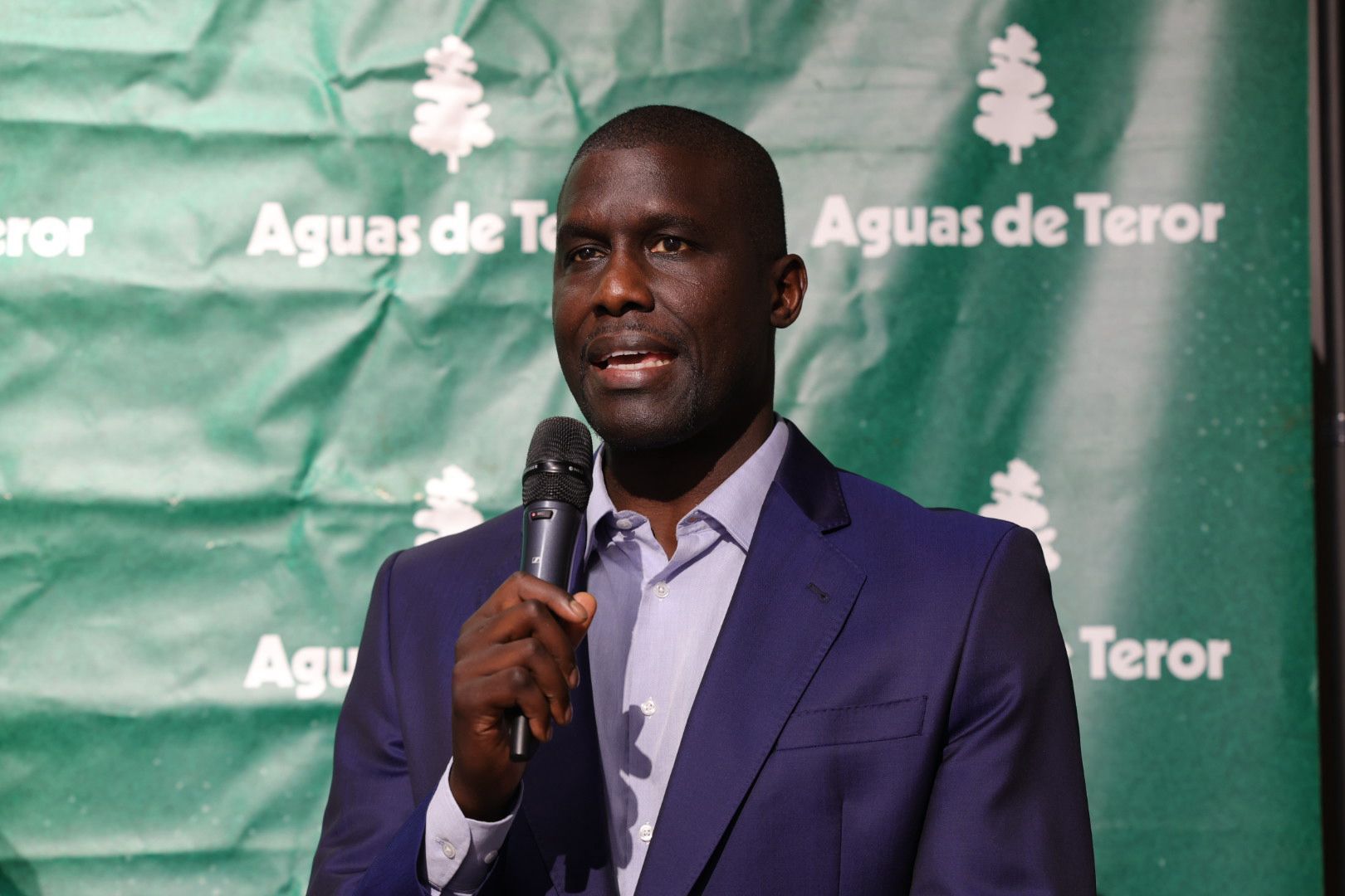 Labeirye ya piensa en amarillo