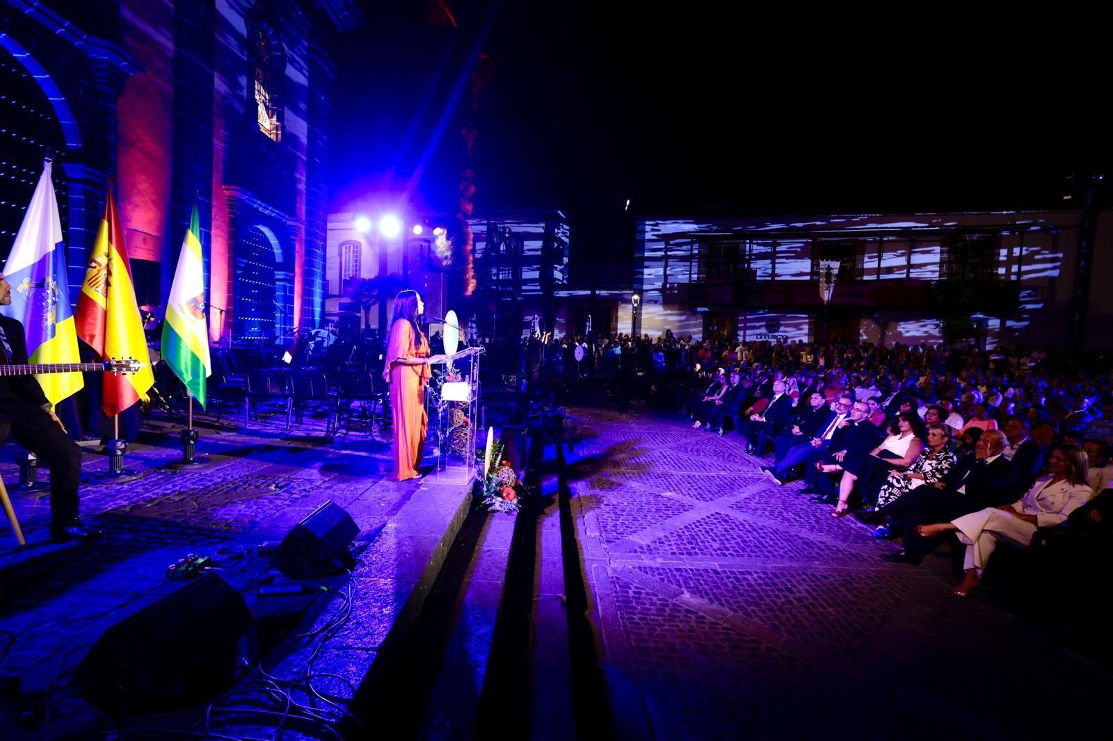 Raquel del Rosario pregona las Fiestas del Pino 2025