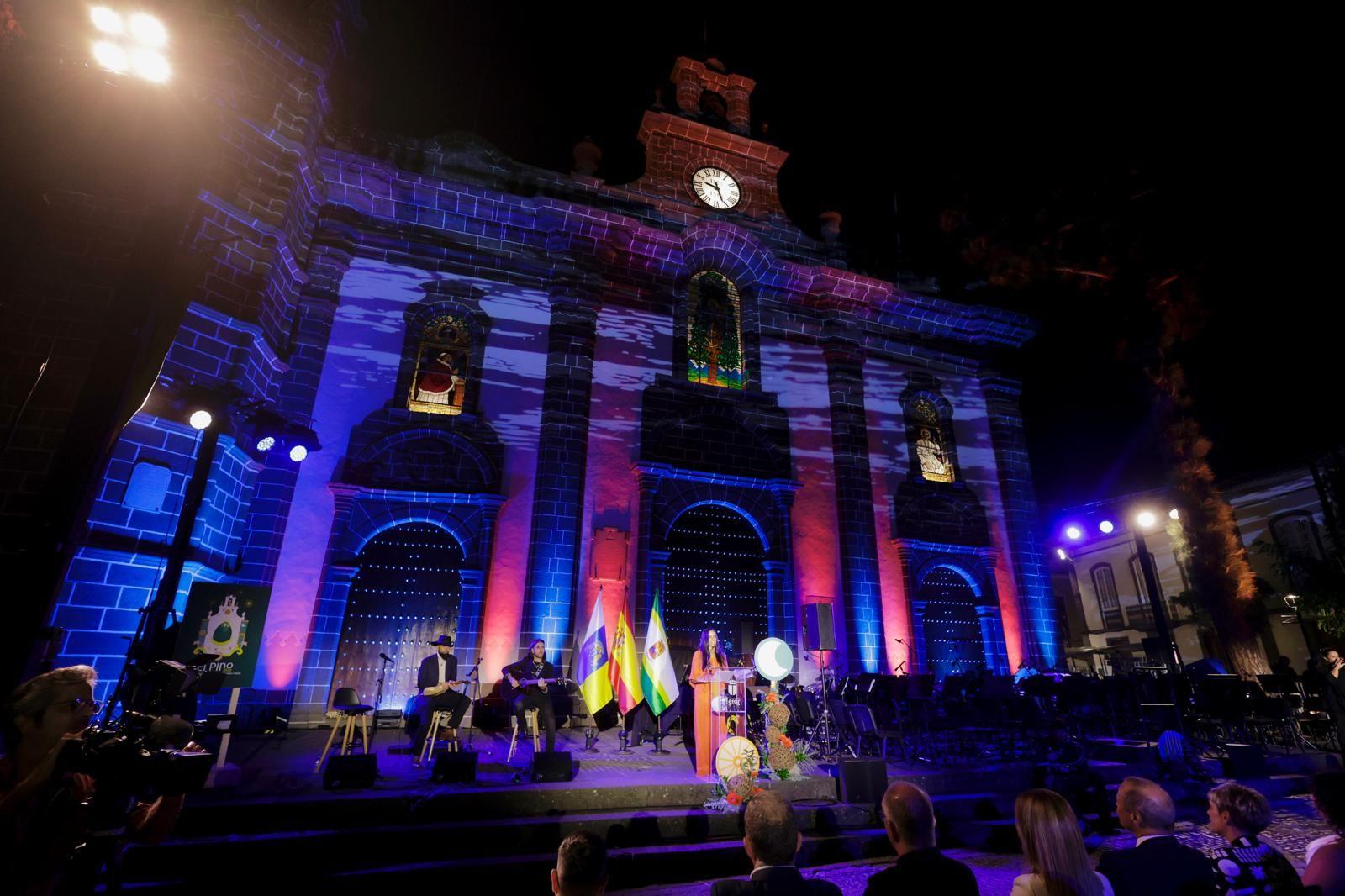 Raquel del Rosario pregona las Fiestas del Pino 2025