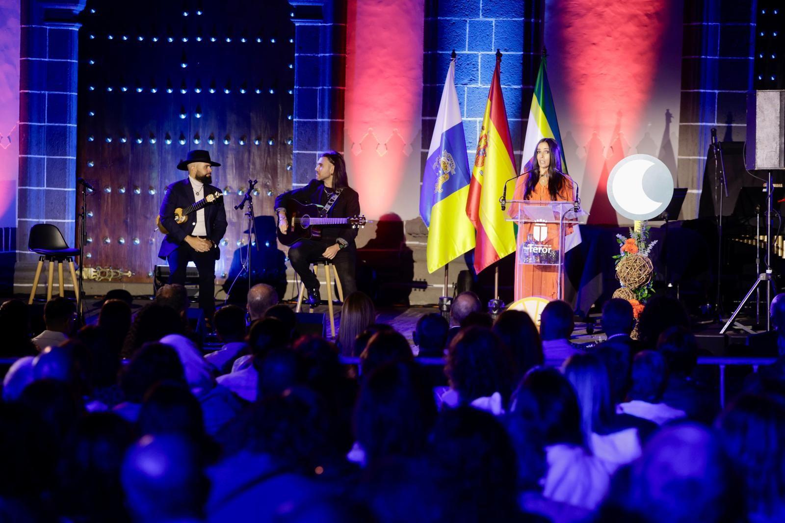 Raquel del Rosario pregona las Fiestas del Pino 2025