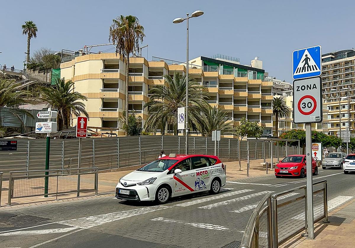 Tres nuevas licencias de Urbanismo darán continuidad a la renovación de Playa del Inglés.