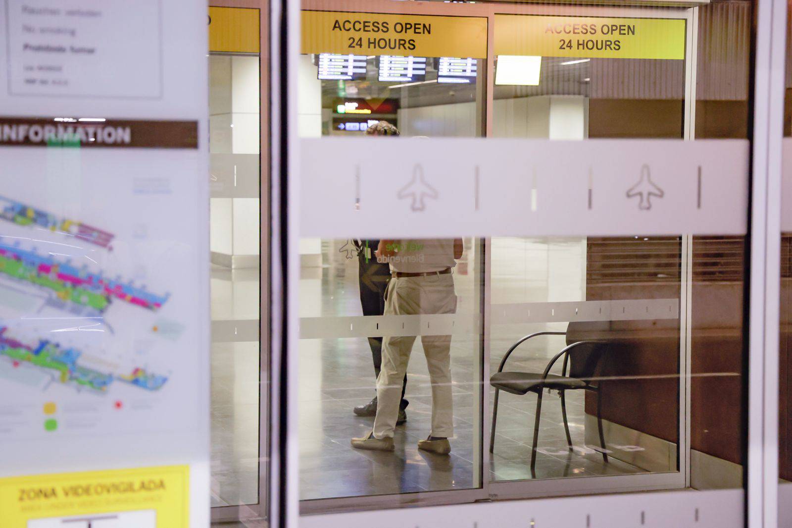 Personas sin techo buscan cobijo en el Aeropuerto de Gran Canaria