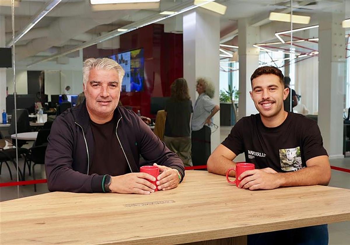 Víctor Afonso y Óliver Viera en las instalaciones de CANARIAS7.