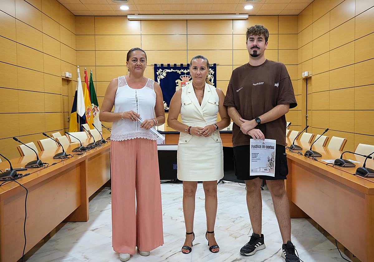Presentación de la actividad en dependencias del Cabildo.
