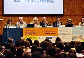 Recuperar la confianza en la ciencia, una tarea urgente para proteger la salud pública