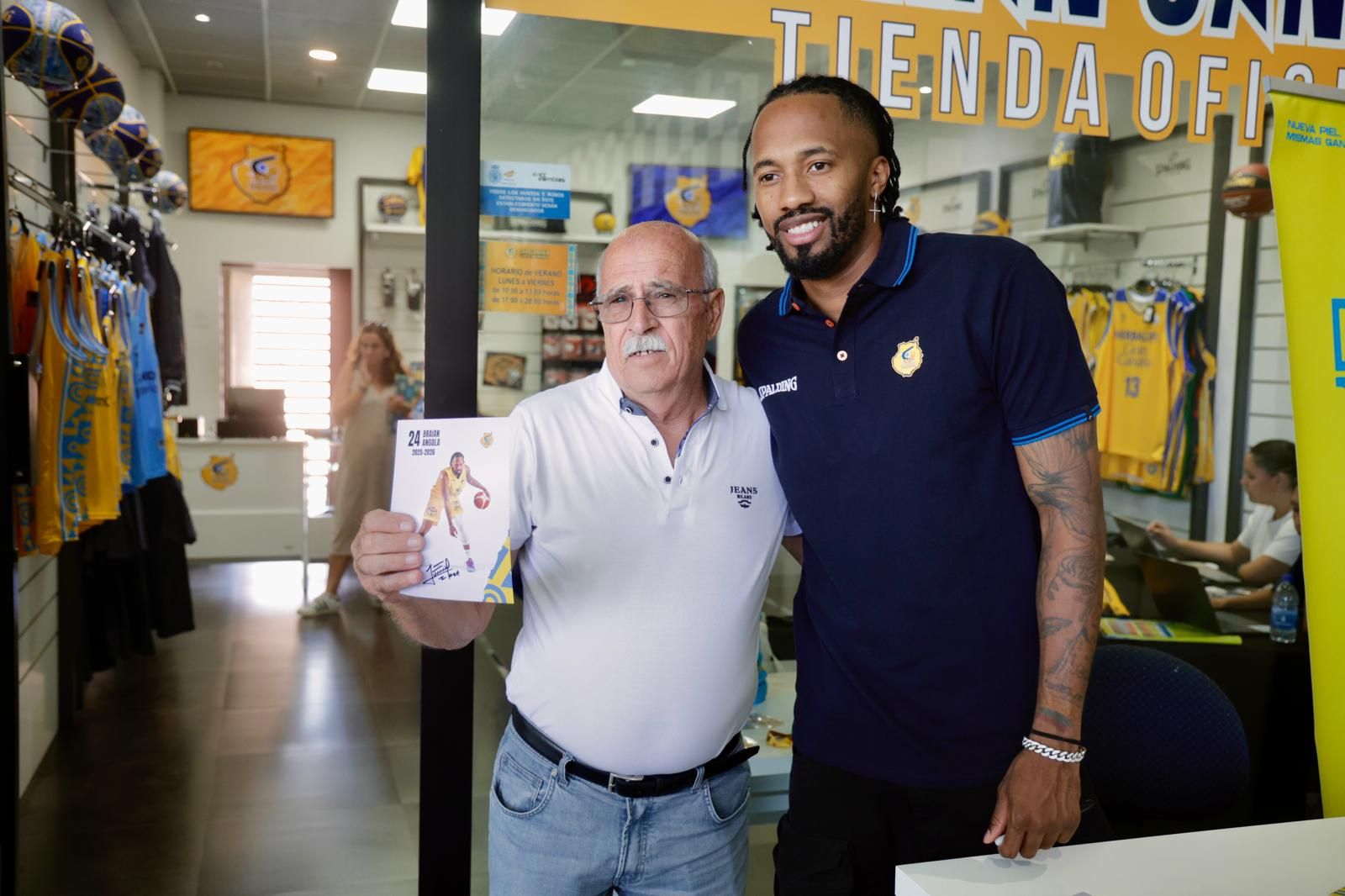 Angola ya luce con el Granca