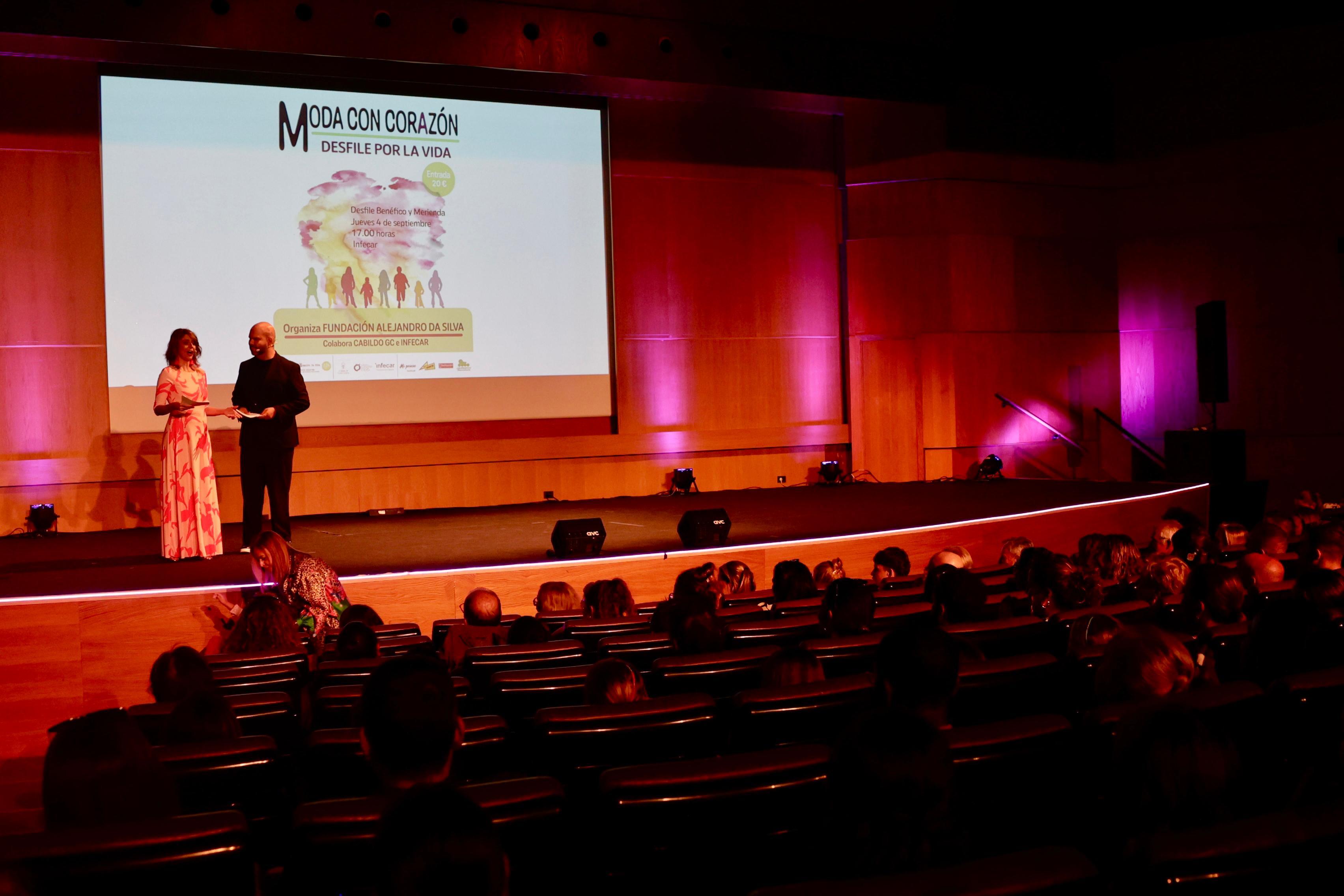 Desfile solidario &#039;Moda con Corazón&#039; en apoyo a pacientes con leucemia