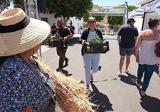Protagonistas en el estreno.