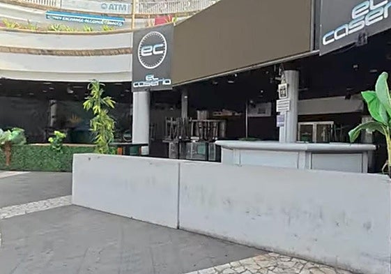 Vista del local y de parte de la terraza, a la izquierda de la imagen.