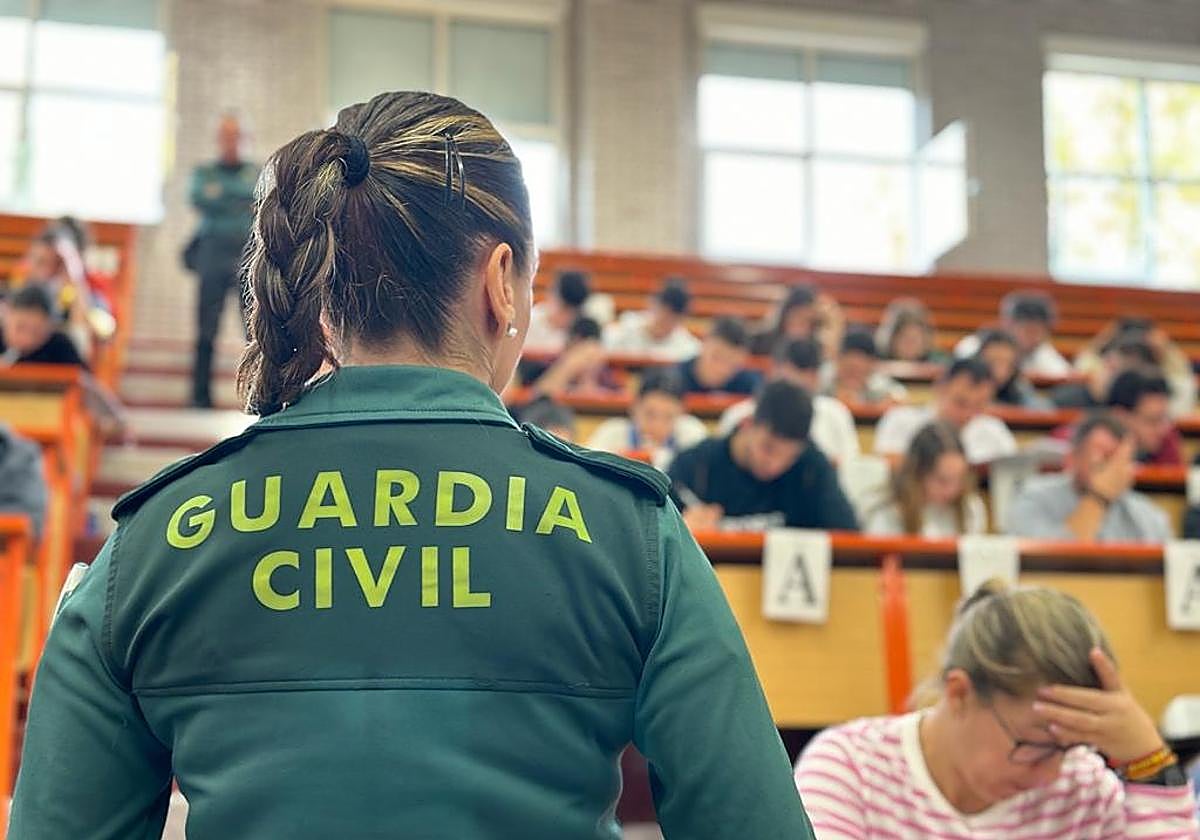 Imagen de una convocatoria de oposiciones de la Guardia Civil.