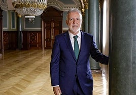 «Si el Gobierno de Canarias rechaza la condonación de la deuda estará dando la espalda a los isleños»