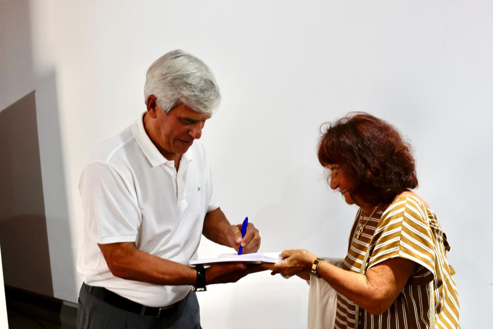 Presentación del libro &#039;Desde el Terrero con Dignidad&#039;