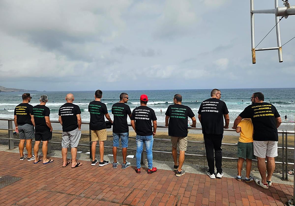 Imagen de la protesta de este domingo en Las Canteras.