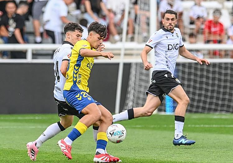 Iñaki debutaba en la medular amarilla ante las ausencias de Cedeño y Amatucci.