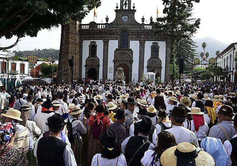 Imágenes de la romería del Pino.