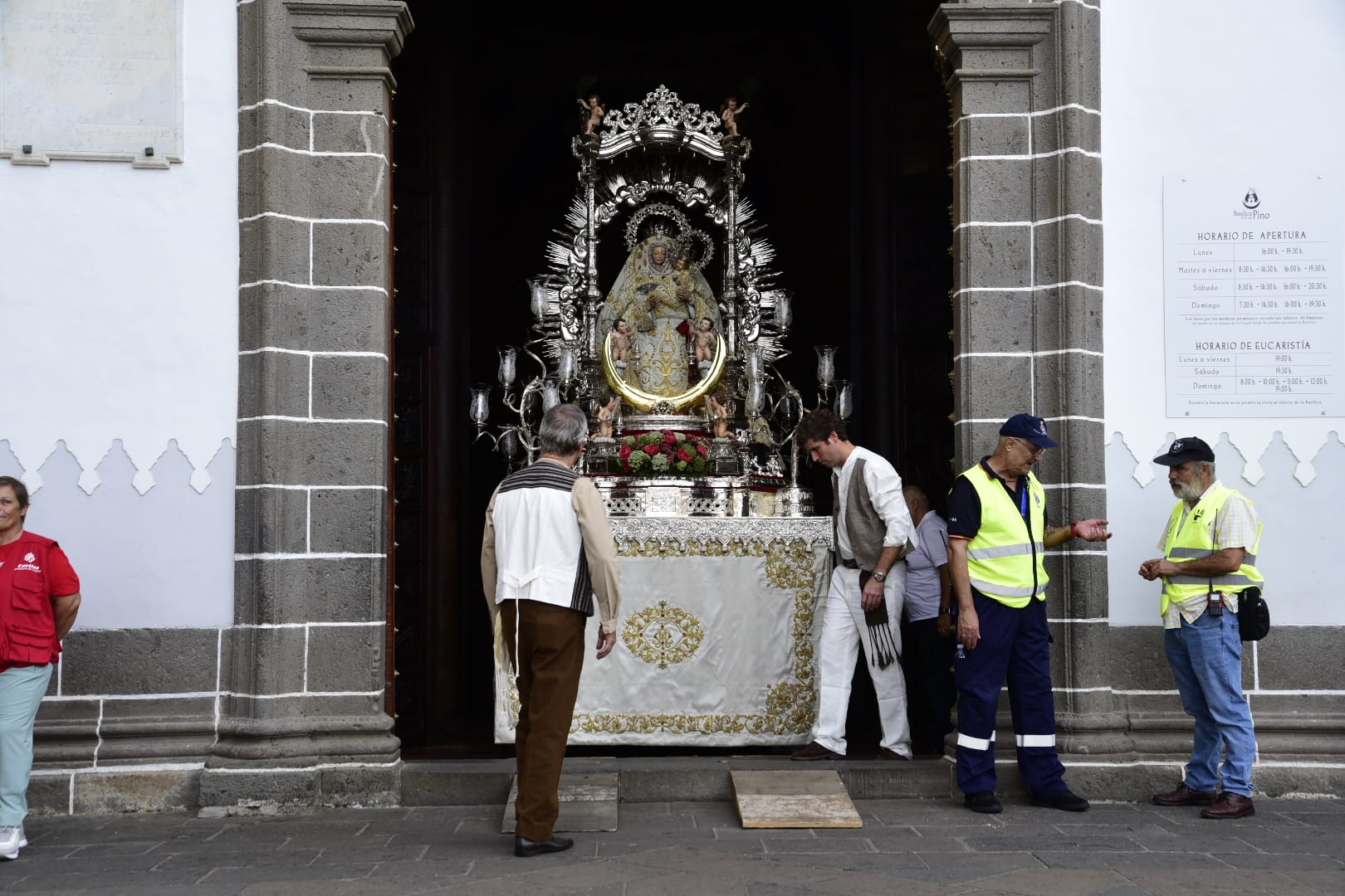 La romería de la Virgen del Pino, en imágenes