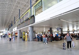 Renovación de pasarelas del aeropuerto; deberá estar al inicio de 2027
