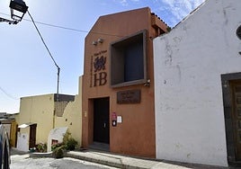Fachada de la bodega situada en el caserío de Bandama incluida en los bienes subastados