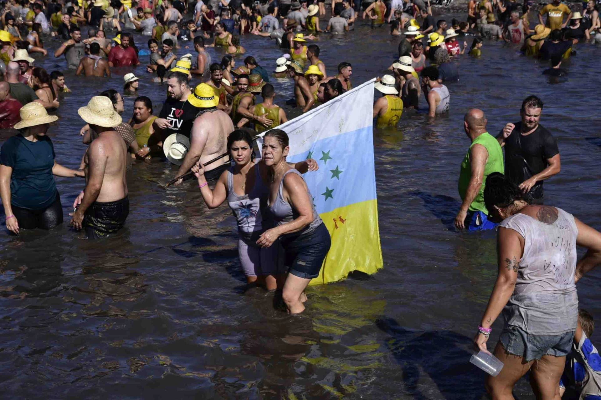 8.000 personas cumplen con El Charco