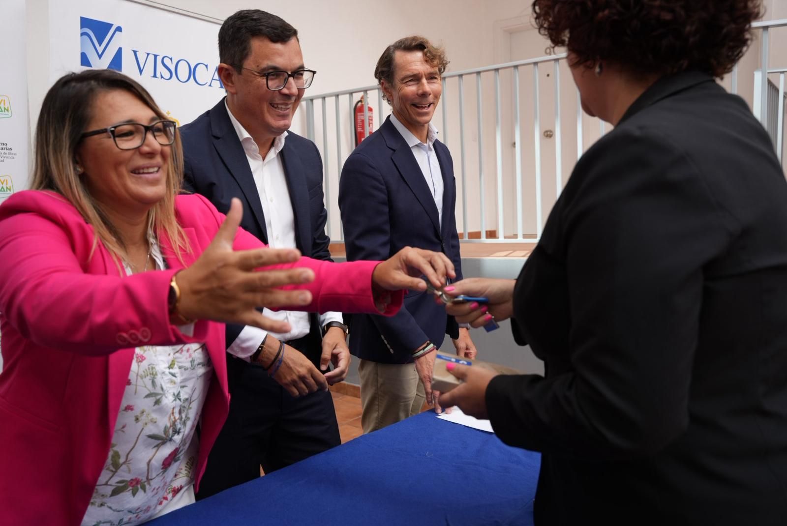 El Gobierno de Canarias entrega un nuevo lote de viviendas en Ingenio
