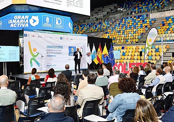 Aridany Romero, en la Conferencia sobre Salud y Deporte del IID y COLEFC, del programa Gran Canaria Activa.