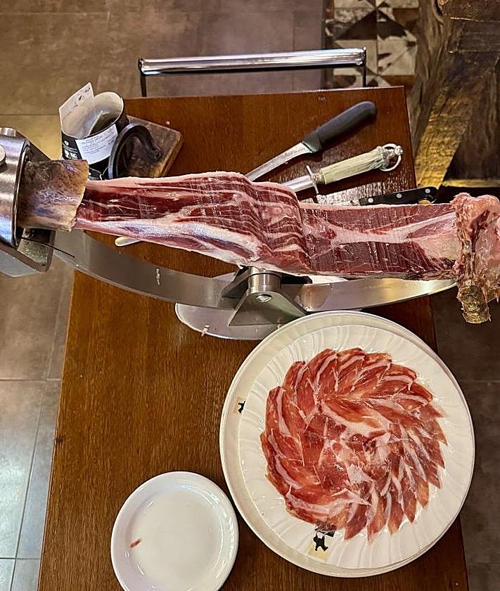 Imagen secundaria 2 - Champiñones, langostinos y jamón