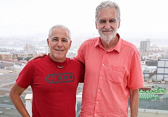 Javi Cruz, a la izquierda junto a Jerónimo López.