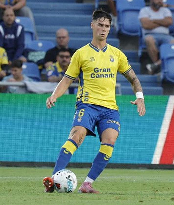 Imagen secundaria 2 - Iván Gil frena la ansiedad amarilla a base de goles