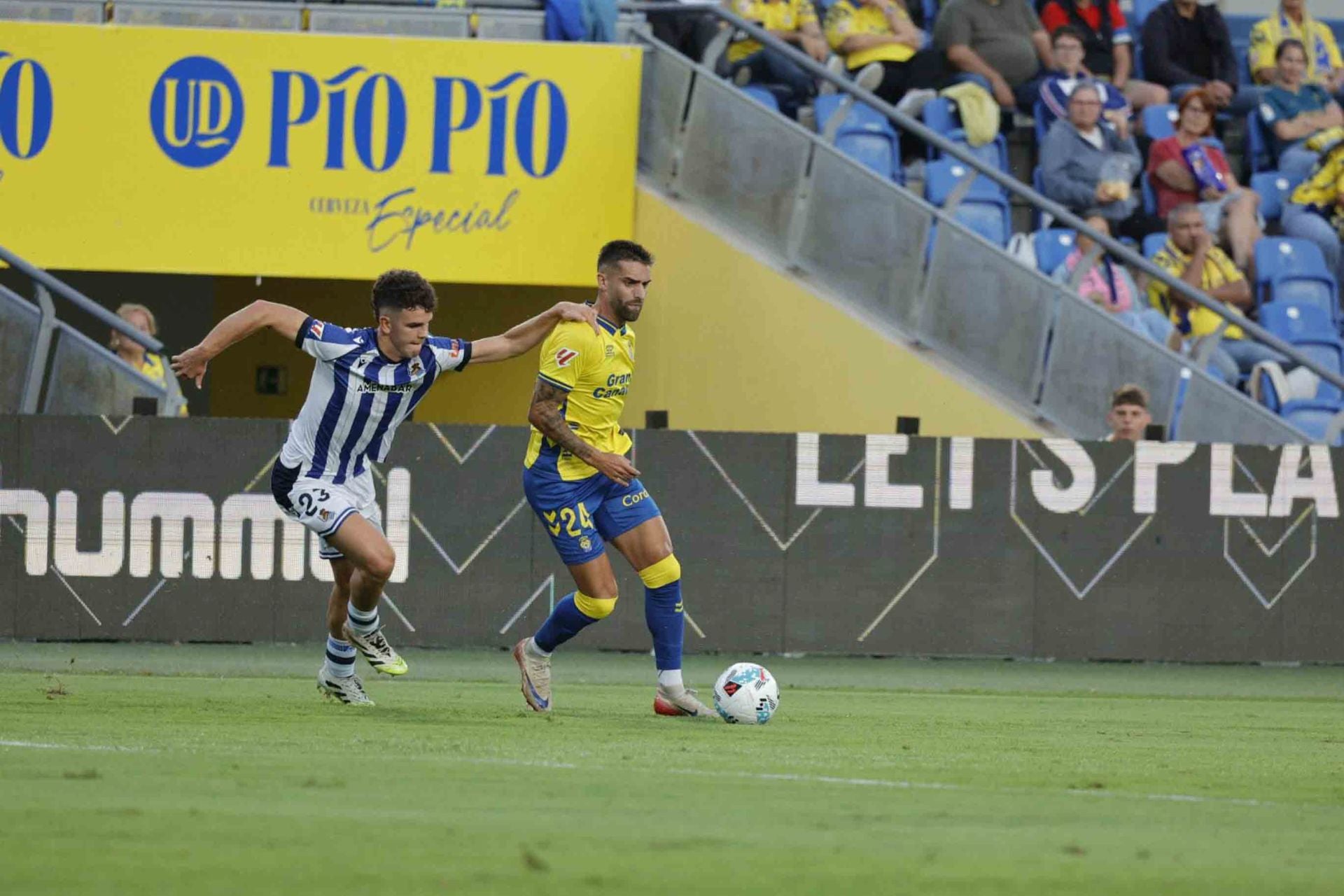 UD Las Palmas ante la Real Sociedad B, en imágenes