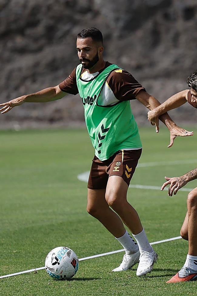 Kirian sigue entrenando como uno más en su deseo de volver a competir pronto.