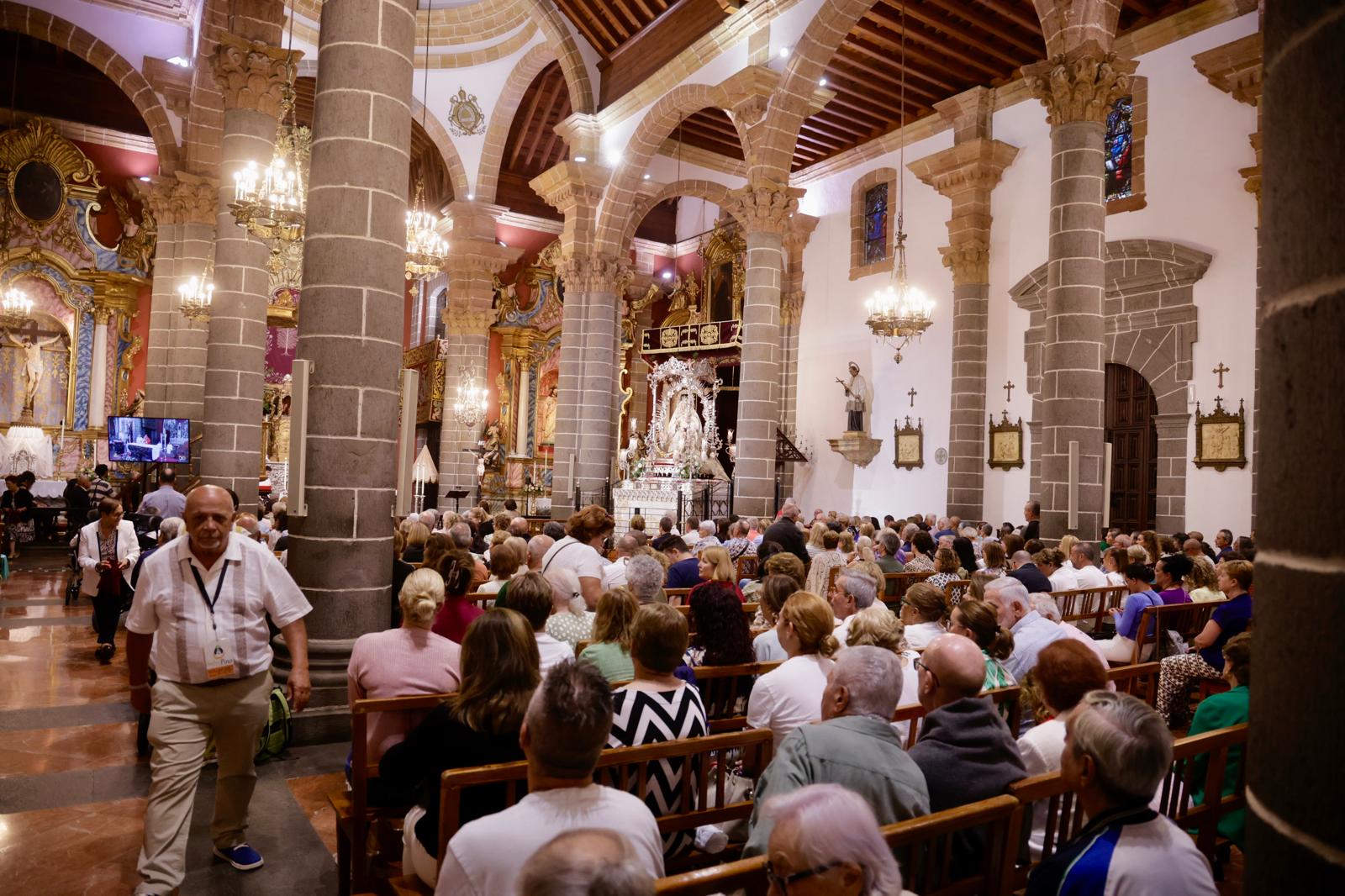 La procesión de Las Marías, en imágenes
