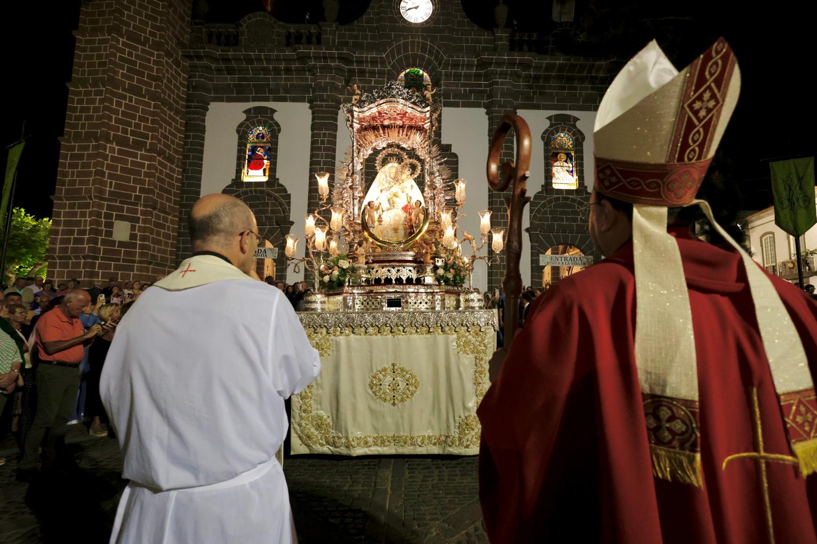 La procesión de Las Marías, en imágenes
