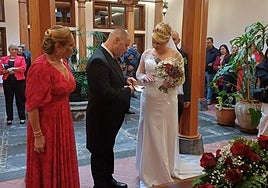 Imagen de uno de los enlaces en el patio del Ayuntamiento de Santa Brígida.