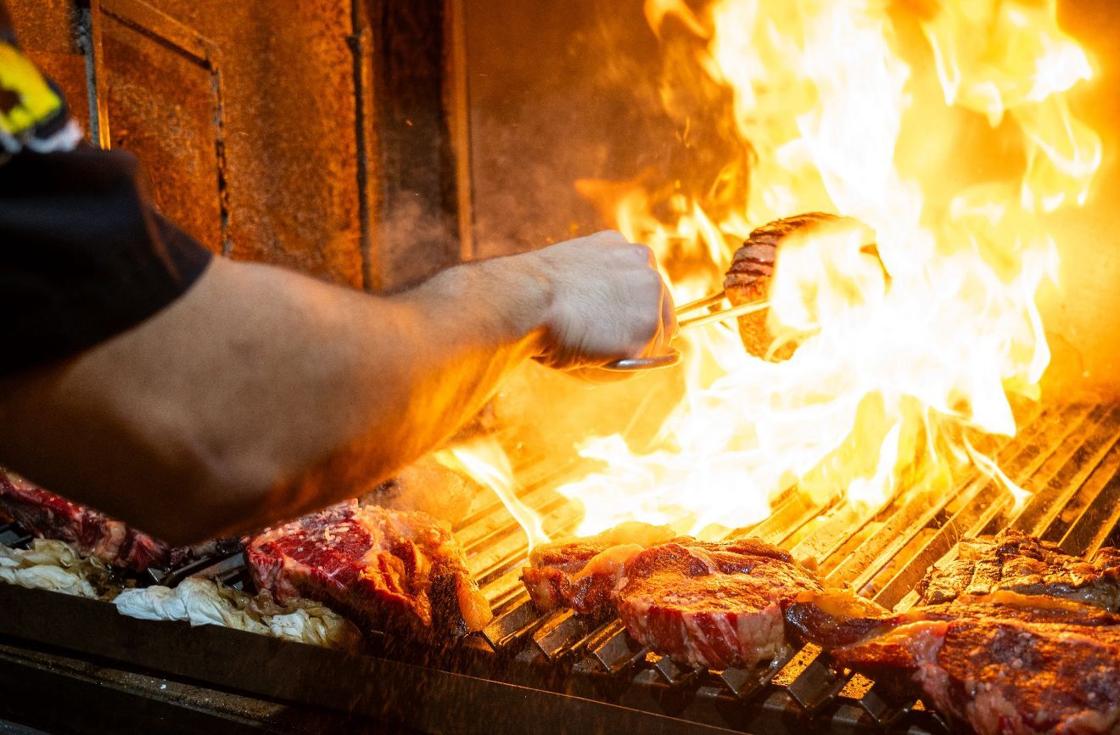 Cata de vino en el Restaurante el Churrasco