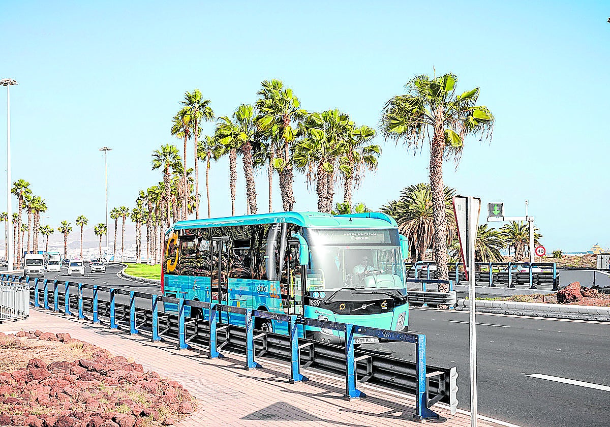 Los trabajadores de Global, Telbus, Gumidafe (Alsa) y Guaguas La Pardilla, están llamados este miércoles al paro.