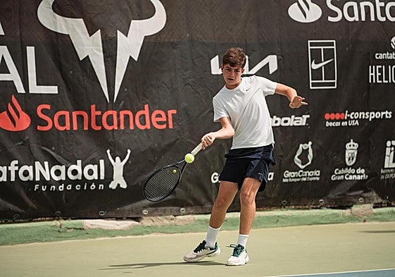 El grancanario Pedro Manrique sigue adelante.