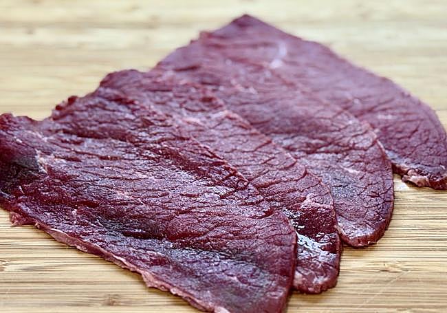 Dispondremos los filetes sobre una tabla