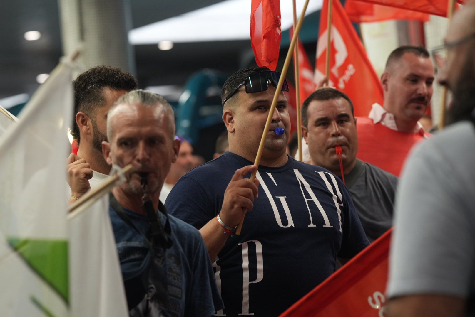 Huelga de transporte en Gran Canaria: las guaguas protestan para reclamar un convenio provincial