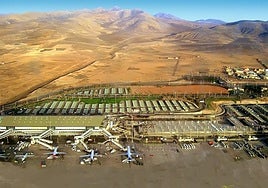 El aeropuerto majorero, desde el aire.