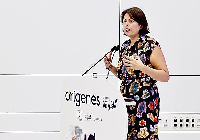 La consejera de Desarrollo Económico, Industria, Comercio y Artesanía, Minerva Alonso durante la presentación de Orígenes 2025