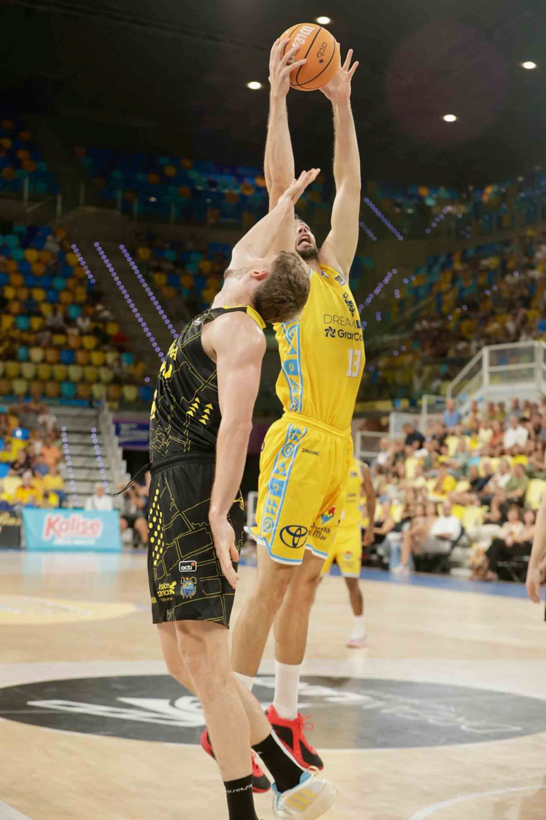 El Dreamland Gran Canaria se estrena esta temporada ante su afición en la Copa Canaria