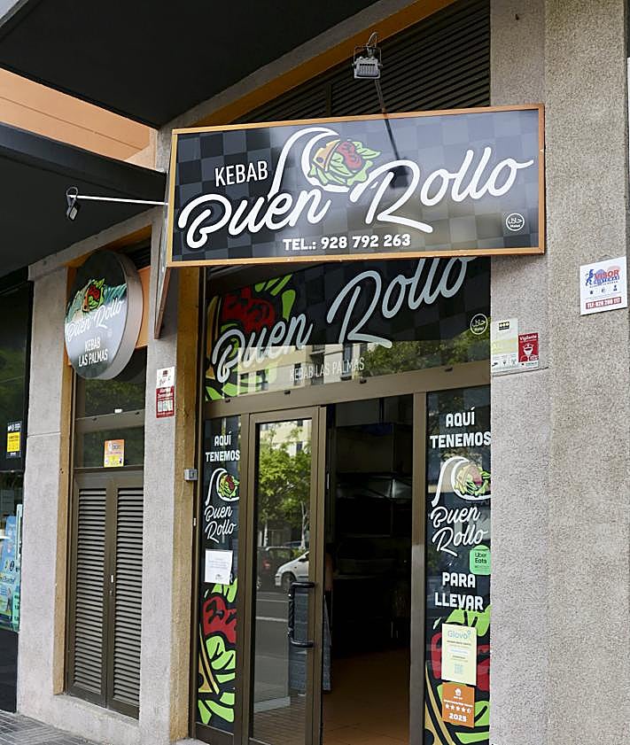 Imagen secundaria 2 - Buen Rollo Kebab, el arte del durum bien hecho: así se prepara en este local
